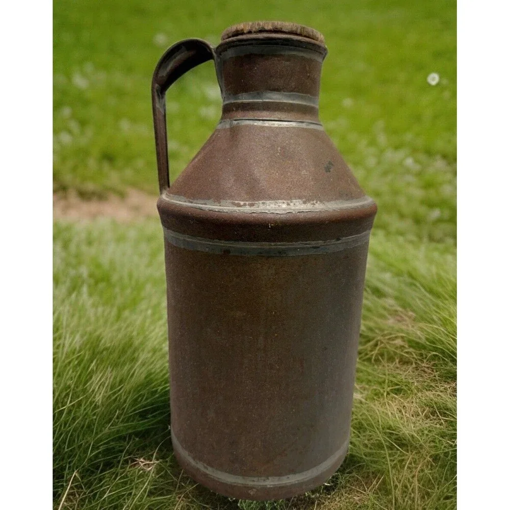 Antique early 1900’s metal milk can original wooden stopper farmhouse rustic 17”